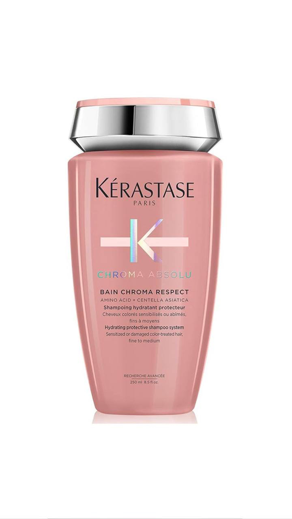 شامبو كيراستاس كروما أبسولو (Kérastase Chroma Absolu) يظهر في الصورة بعبوته الوردية المميزة