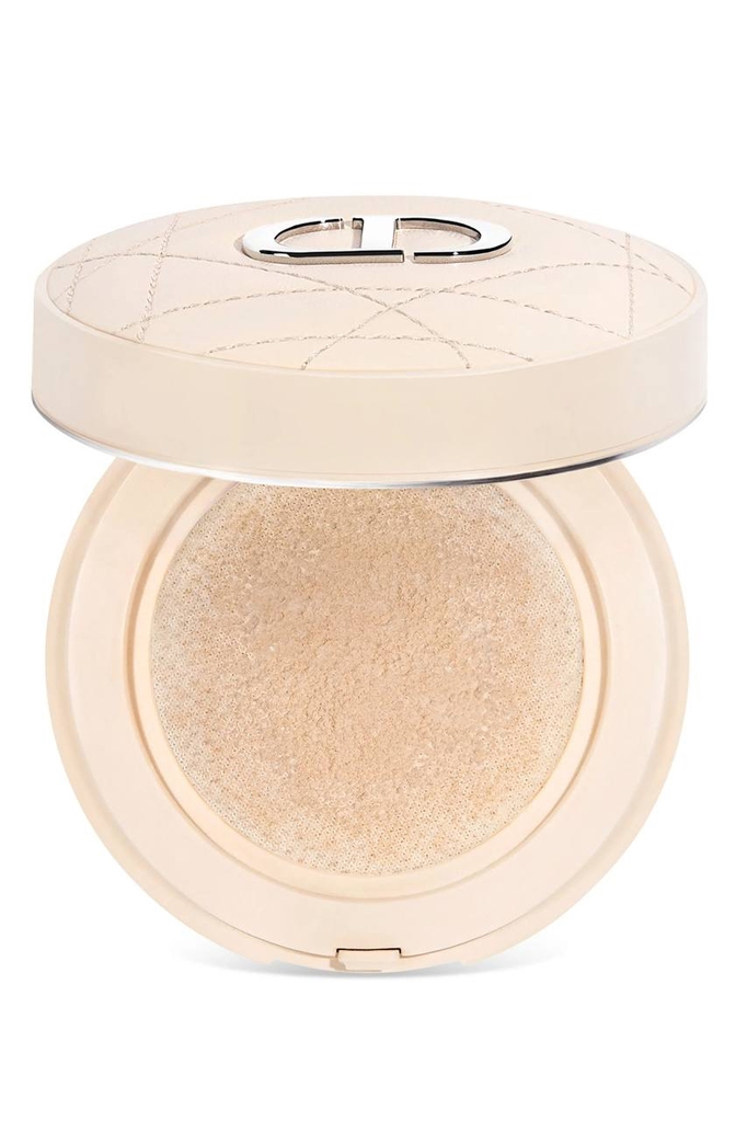 بودرة فوريفر ديور  Dior Forever Cushion Powder