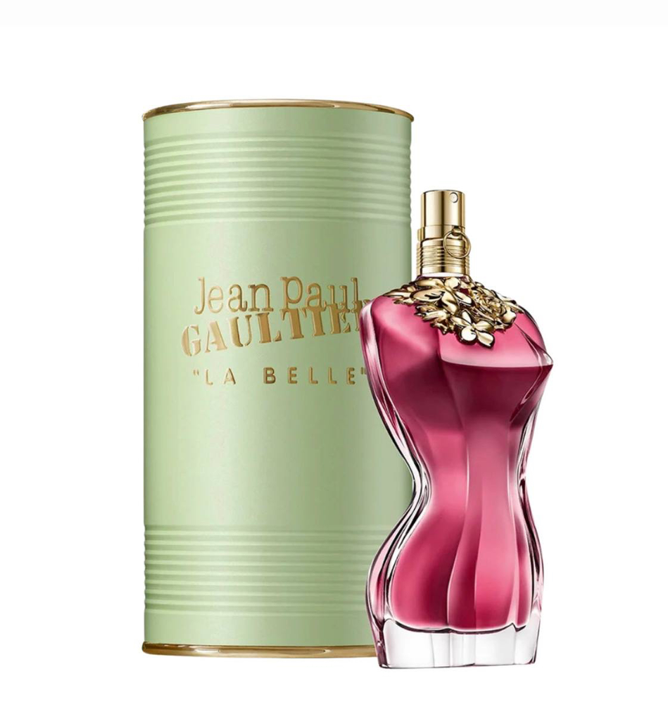 العطر هو لا بيل (La Belle) من دار الأزياء الفرنسية جان بول غوتييه (Jean Paul Gaultier).